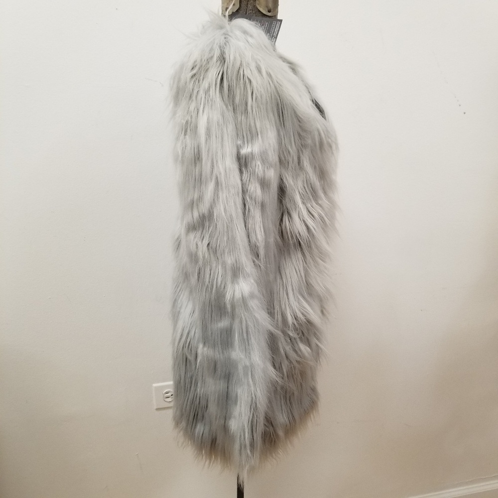 NWT Silver Gray Shaggy Faux Fur Coat Glam Winter Jacket S M - Picture 5 of 8